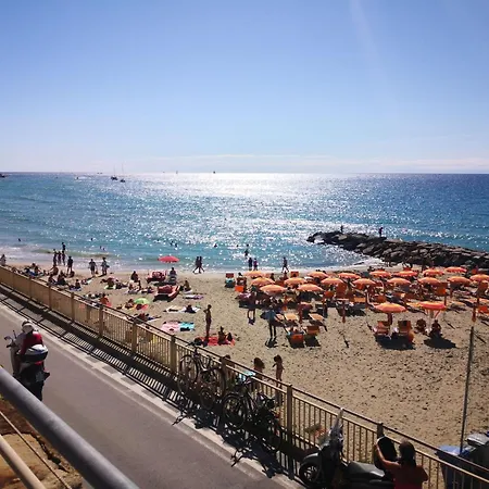 Mit Garten- Wenige Minuten Vom Entfernt By Interhome Sanremo
