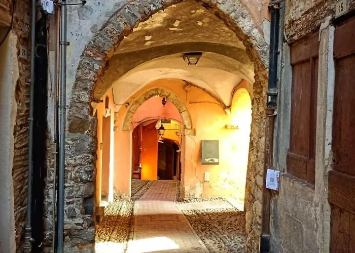 Mit Garten- Wenige Minuten Vom Entfernt By Interhome Apartamento San Remo