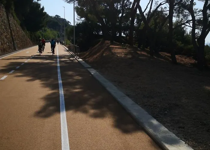 Apartamento Mit Garten- Wenige Minuten Vom Entfernt By Interhome